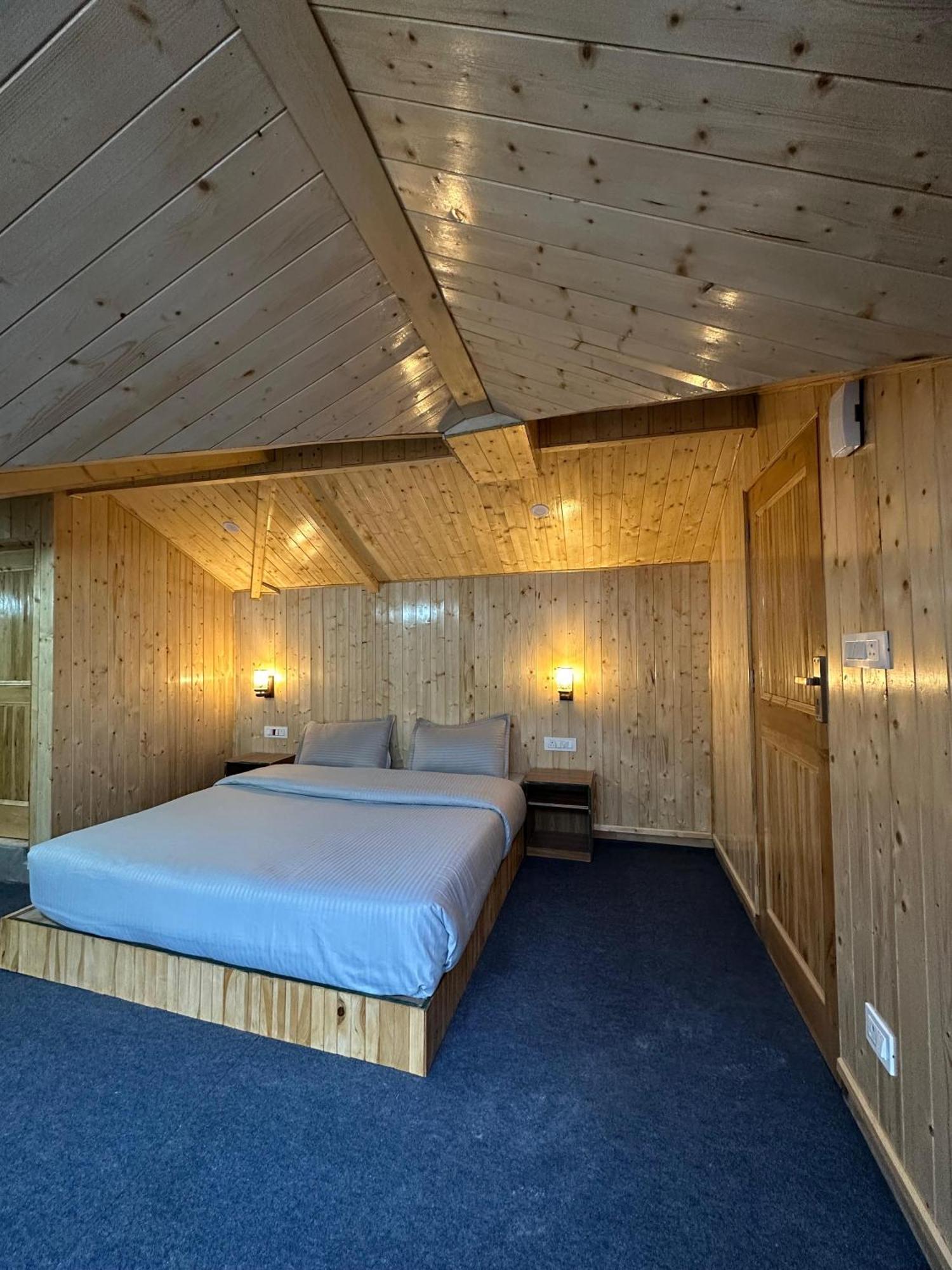 The Woodpecker 3* Jibhi