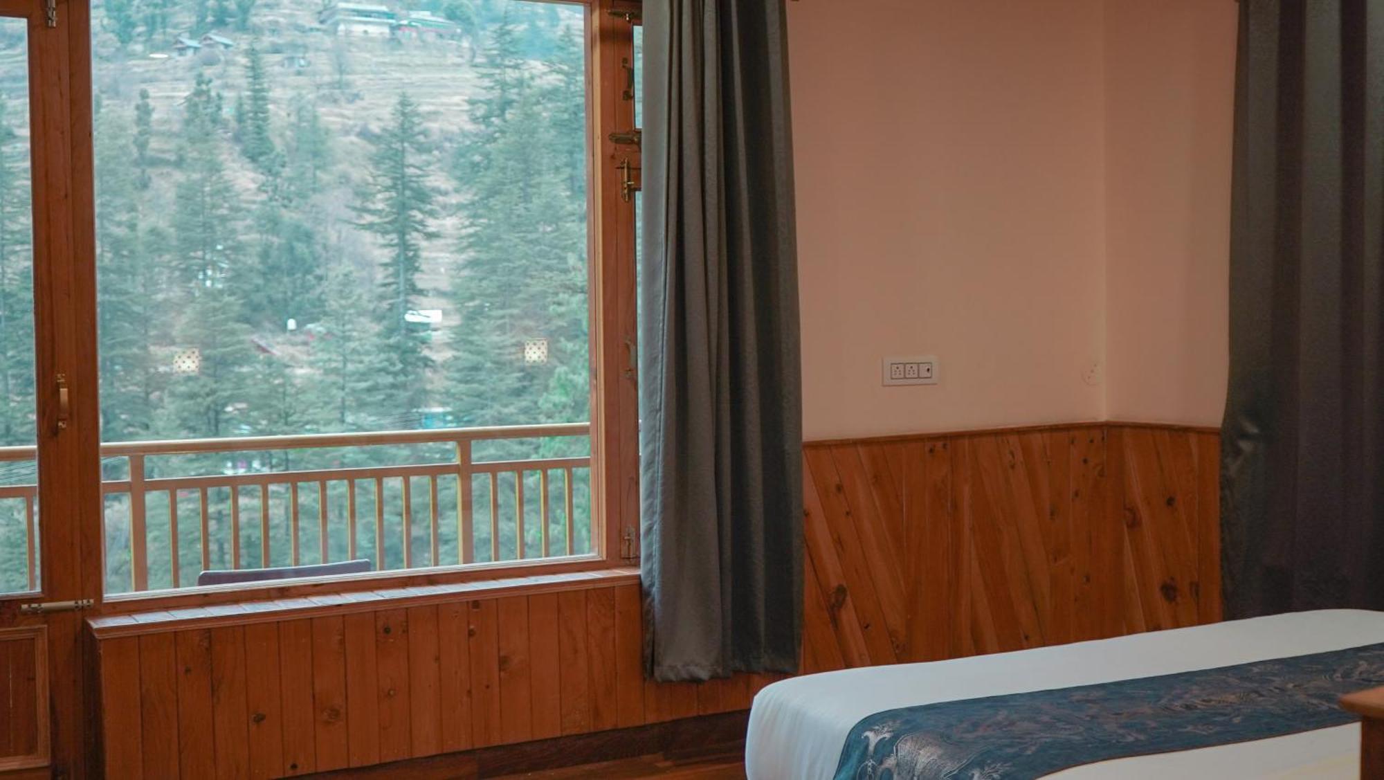 The Woodpecker 3*